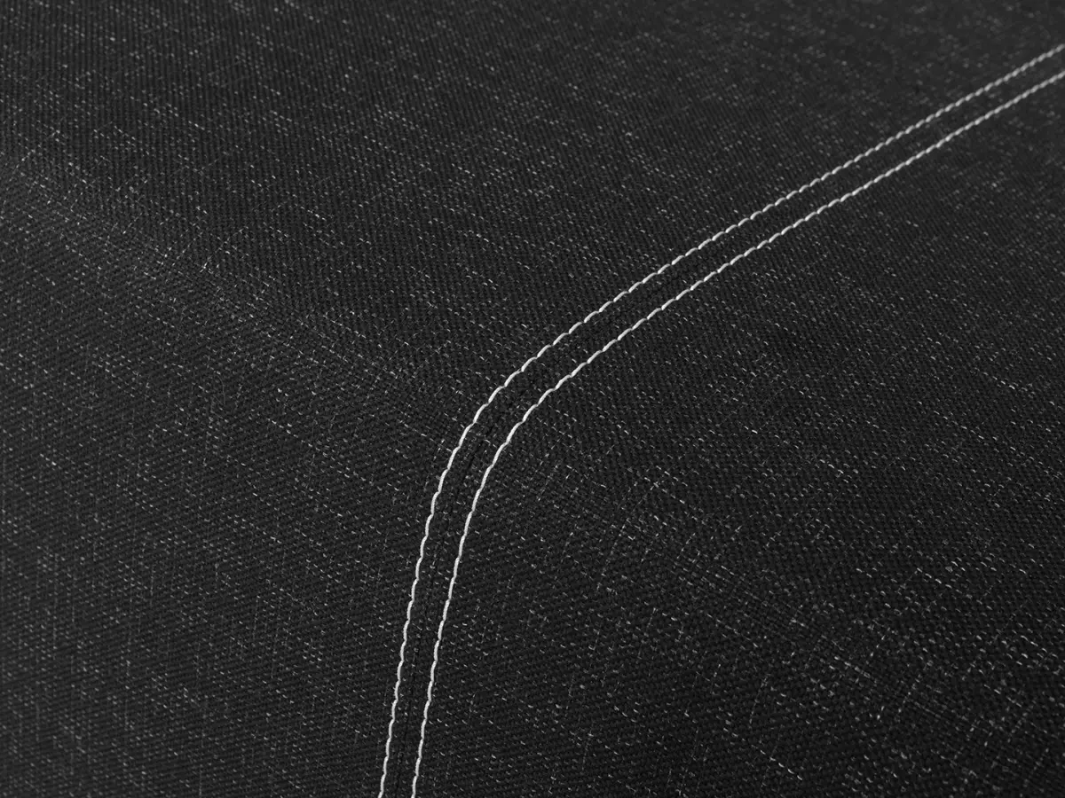 Sofá de tres plazas Street IV LUX 3DL convertible con arcón negro