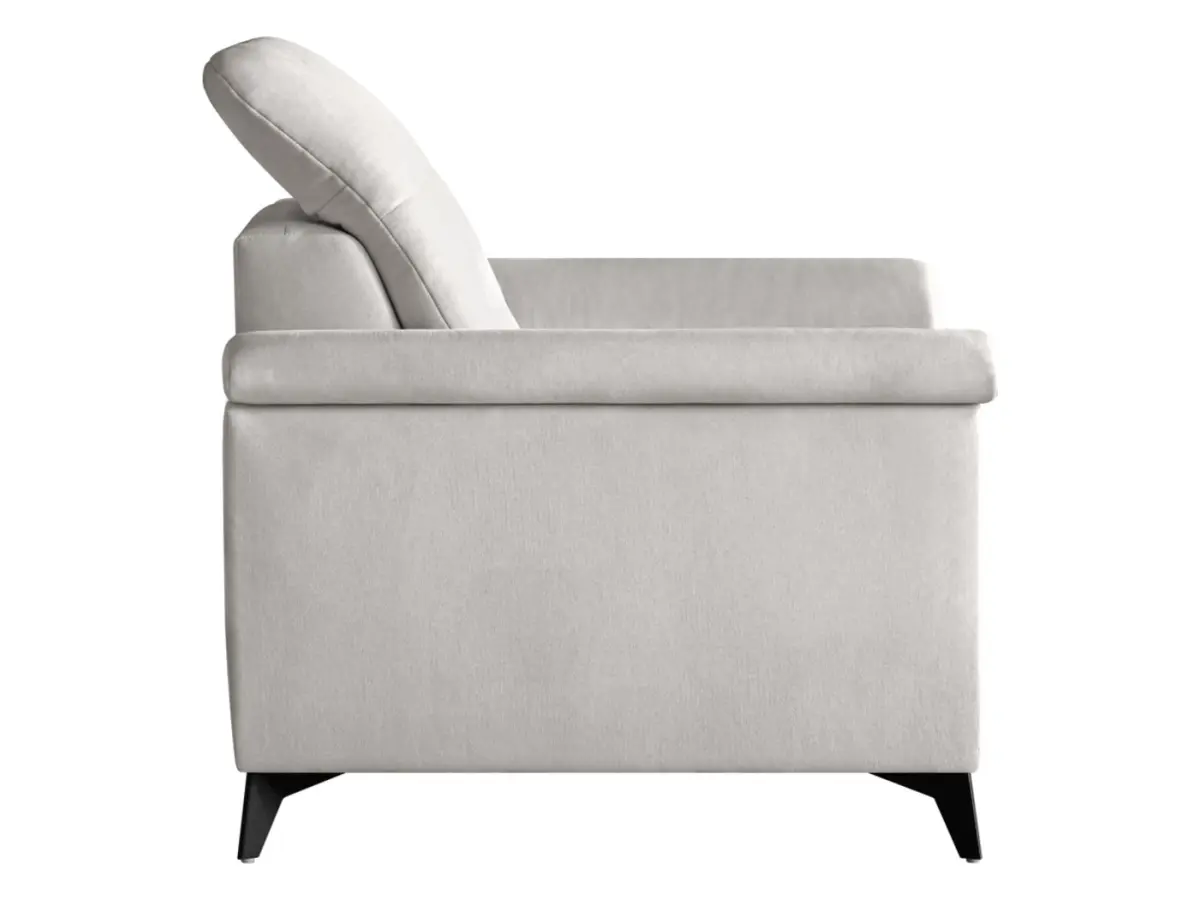 Sillón Doria de terciopelo crema