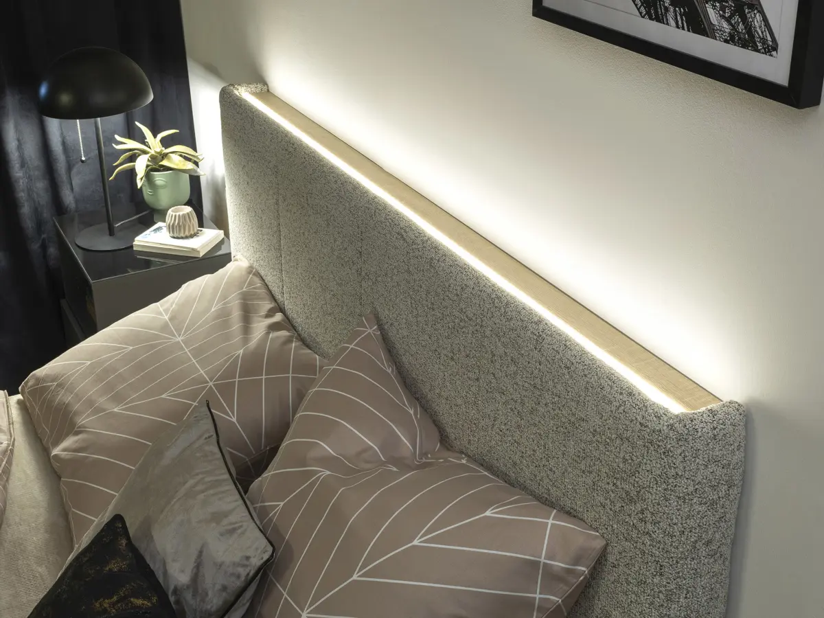 Cama tapizada Tripo 160x200 con somier y arcón beige