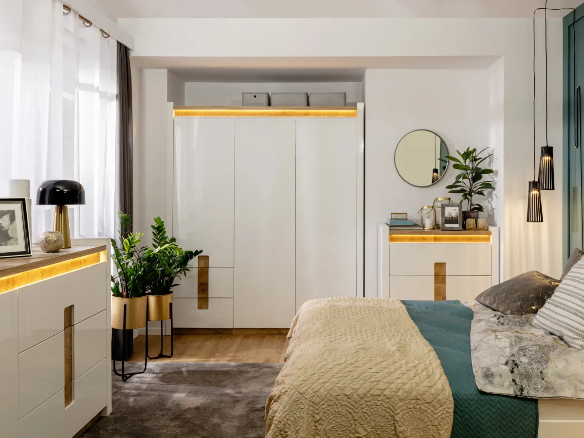 Armario de tres puertas Alameda 180 cm con cajones blanco brillo/roble westminster