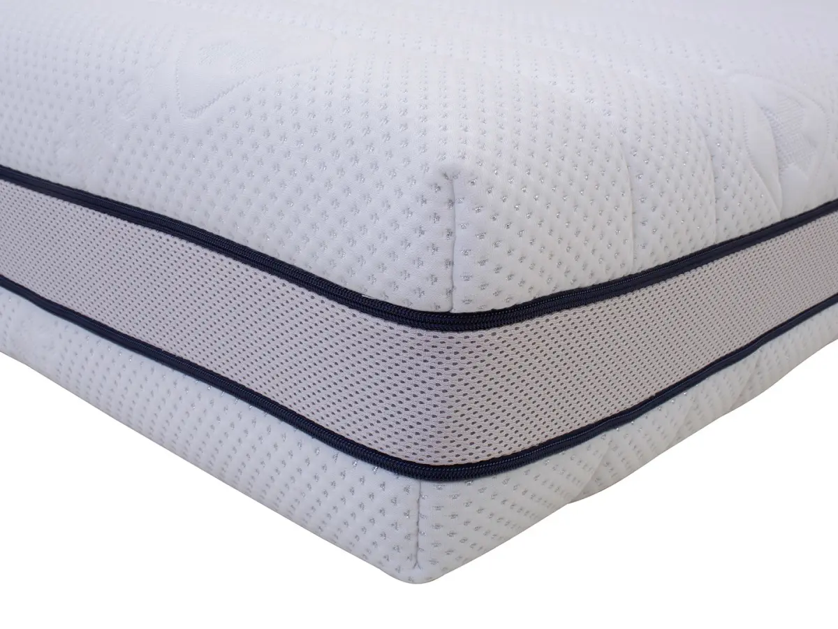Colchón de espuma Mildos 140x200 H3 con iones de plata