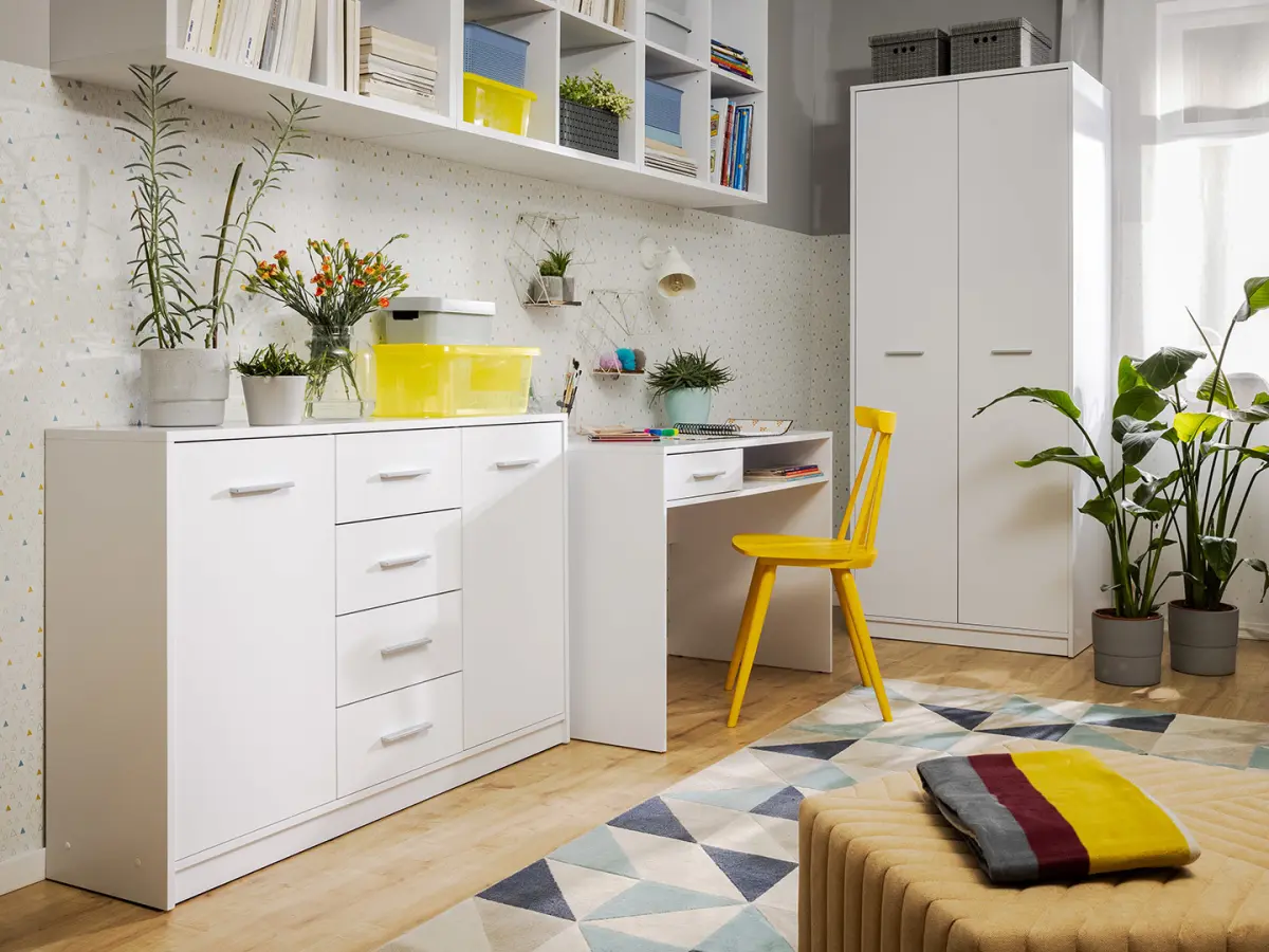 Cómoda Nepo Plus 119 cm con 2 puertas y 4 cajones blanca