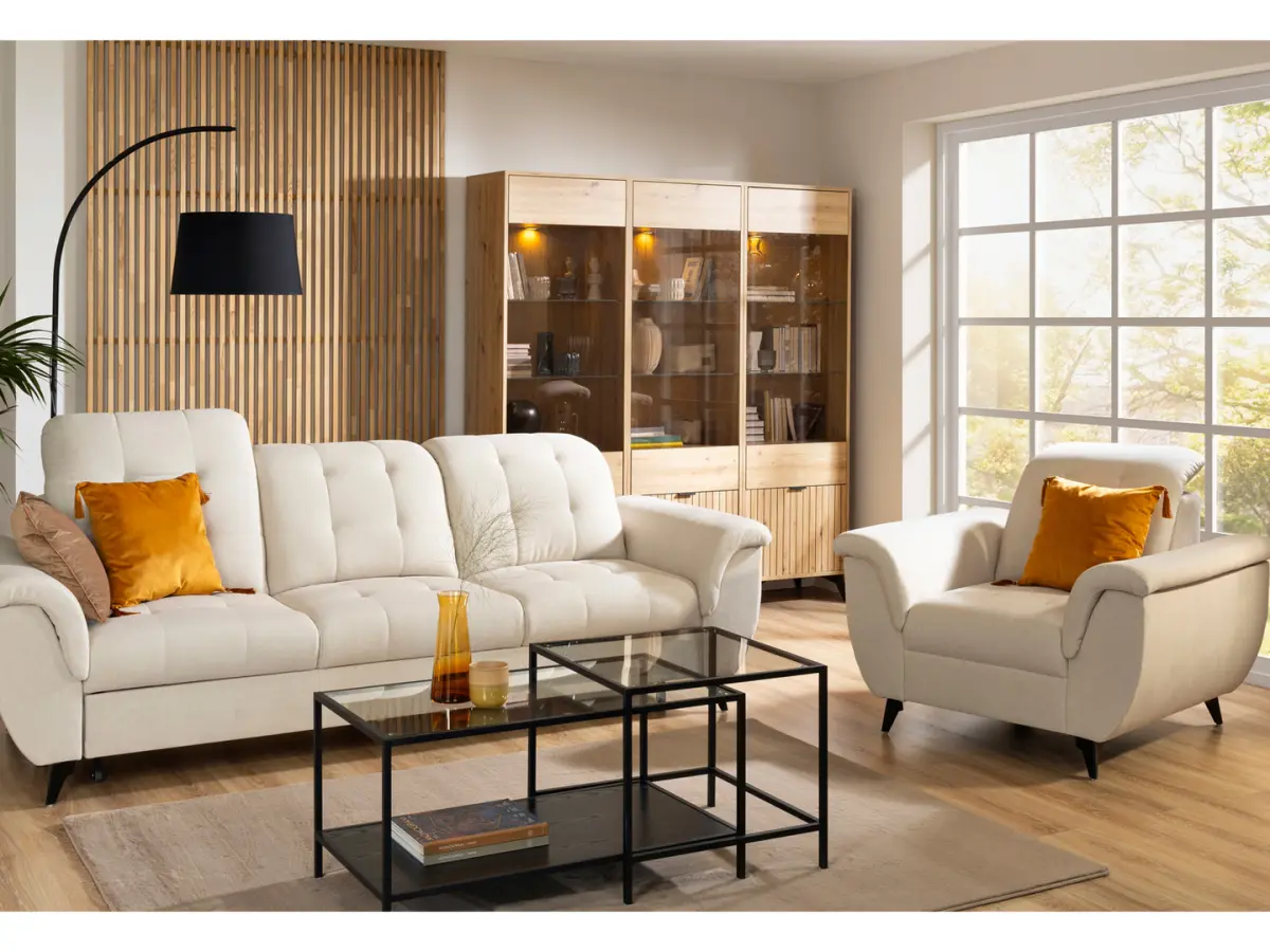 Sillón Doria de terciopelo crema