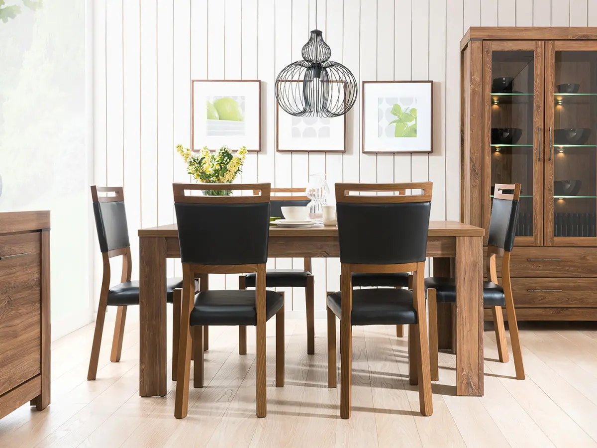 Vitrina Gent 98 cm con 2 puertas y 2 cajones roble stirling