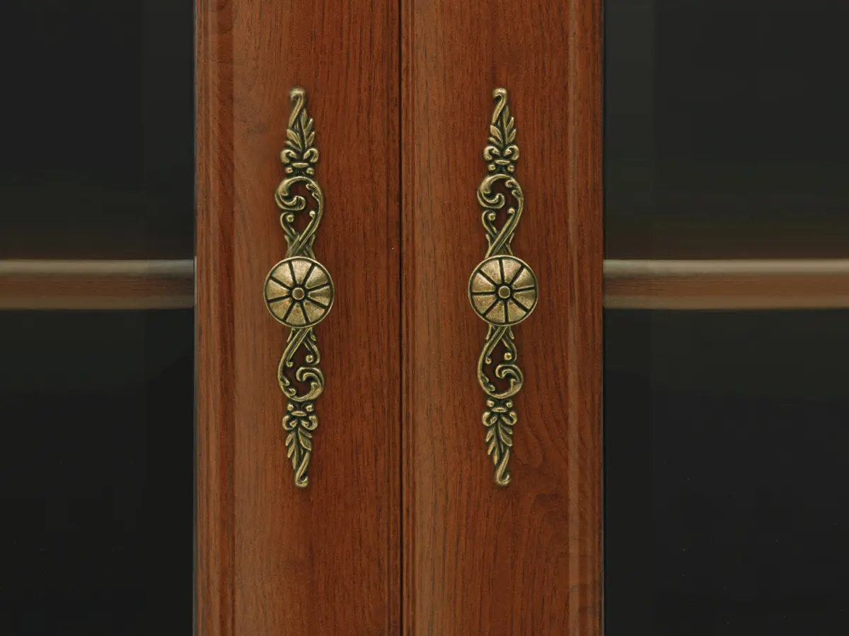 Vitrina Kent con 2 puertas y 2 cajones castaño