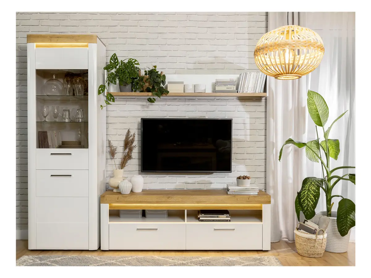 Vitrina Horton 68 cm con 2 puertas blanco brillo