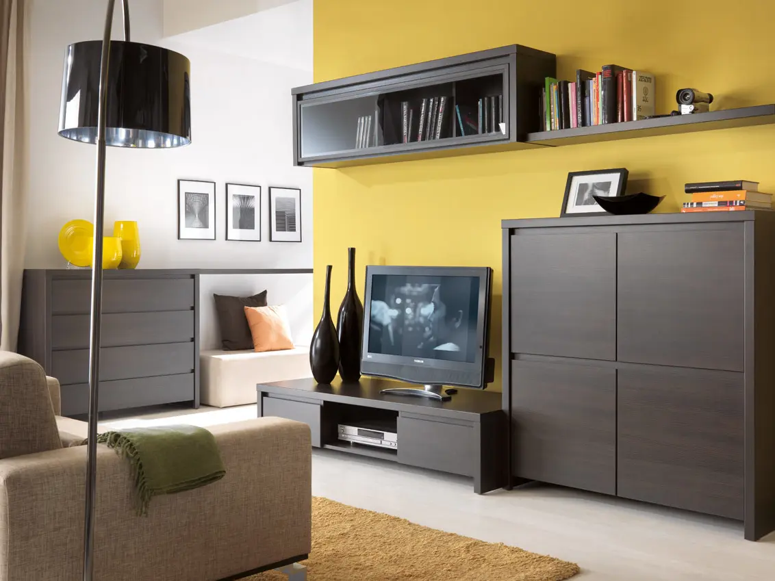 Vitrina suspendida Kaspian 144 cm con puertas wenge