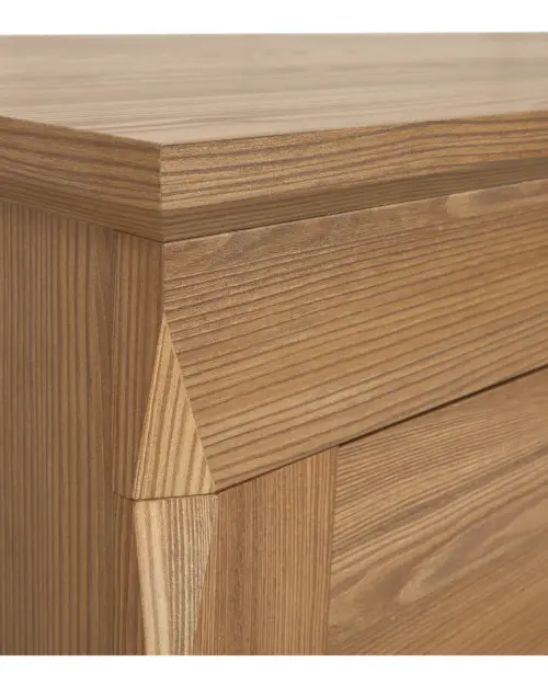 Vitrina Bergen 156 cm con 3 puertas alerce sibiu dorado