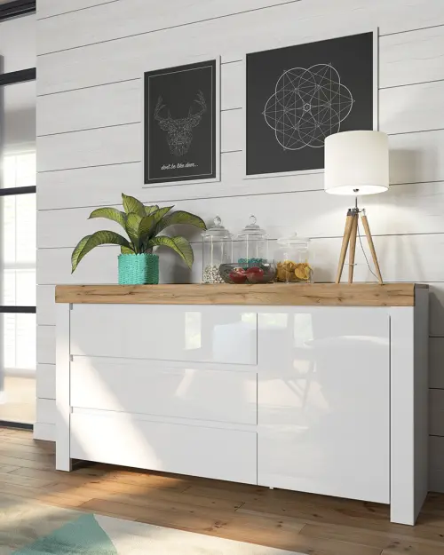 Cómoda Holten 156 cm con puertas y 3 cajones blanca/roble wotan