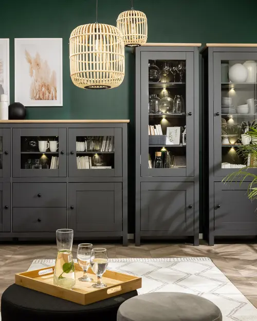 Vitrina Hesen 71 cm con 2 puertas grafito