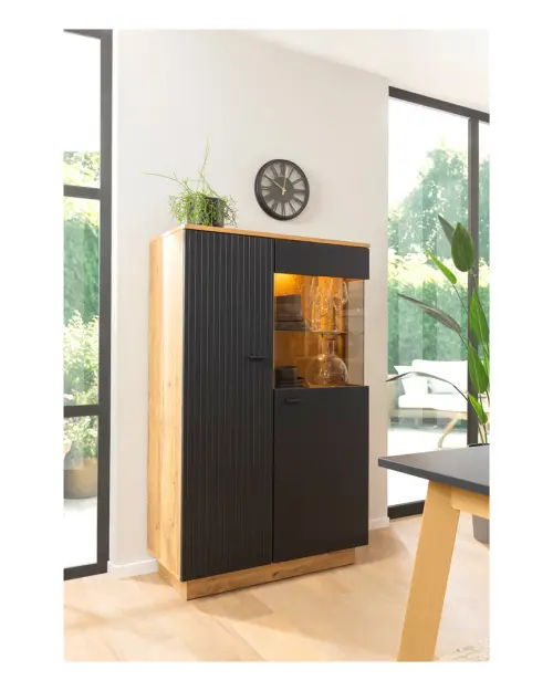 Vitrina Zenda 91 cm con 2 puertas roble waterford/negro